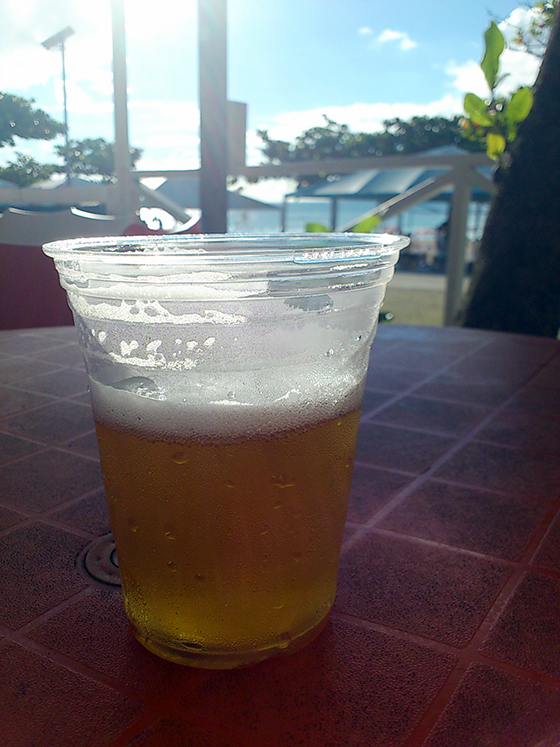 海辺のビール
