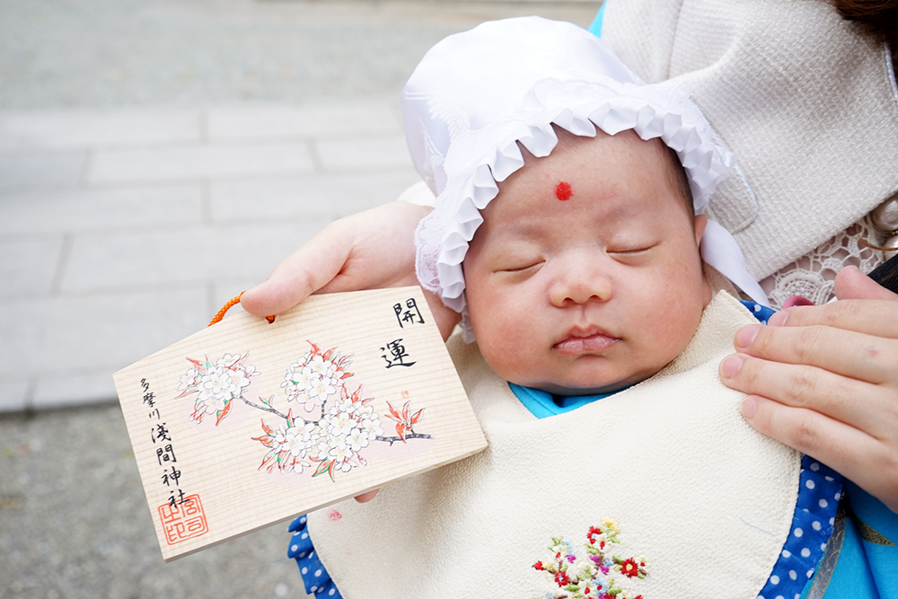 【画像】お宮参りの赤ちゃん