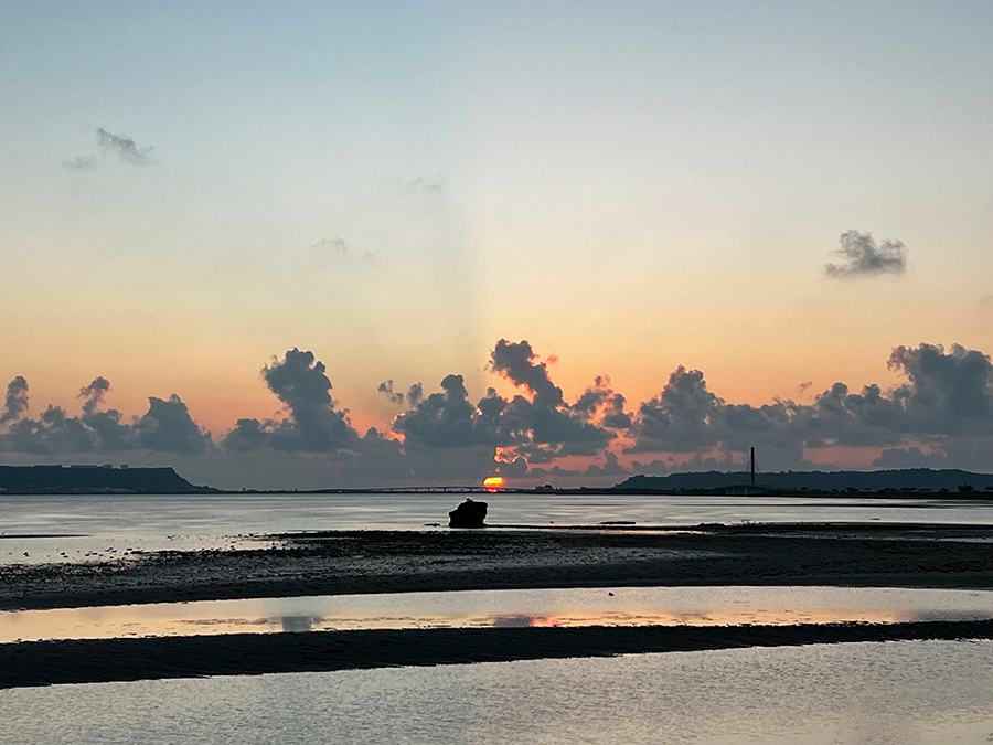 【画像】2022年10月5日の沖縄の日の出